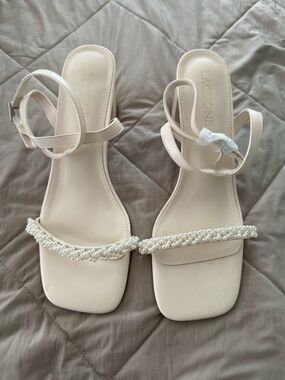 Lacune Cream Pearl-Embellished Block Heel Sandals